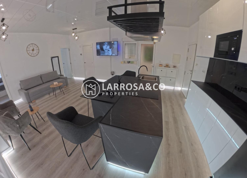 Reventa - Apartamento - Torrevieja - Playa del cura