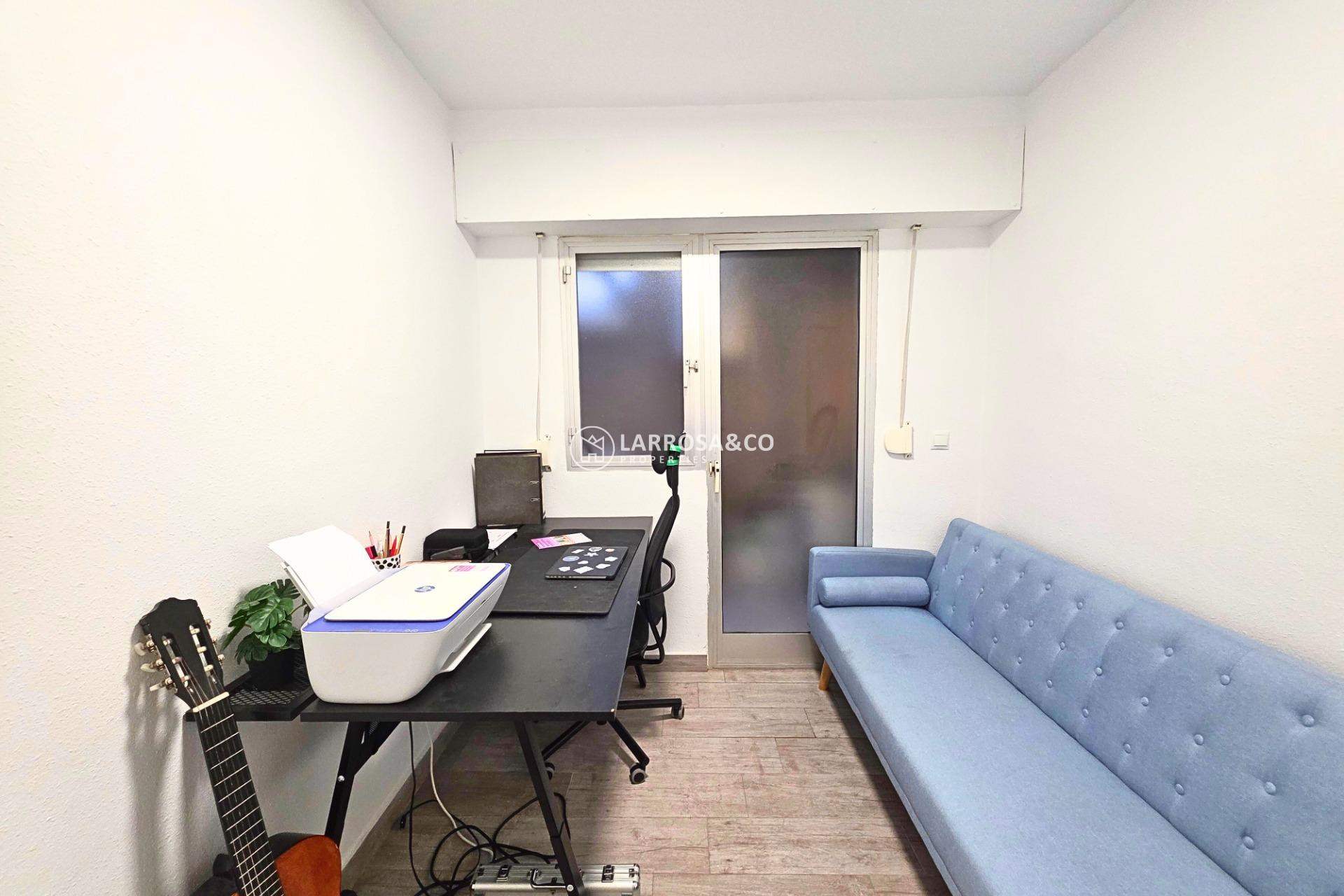 Reventa - Apartamento - Torrevieja - Playa del cura