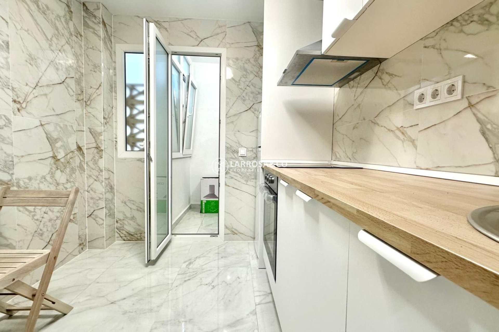 Reventa - Apartamento - Torrevieja - Playa del cura