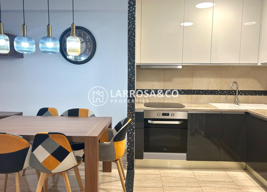 Reventa - Apartamento - Torrevieja - Playa del cura