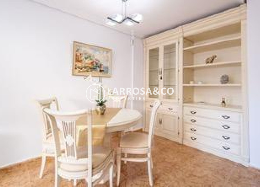 Reventa - Apartamento - Torrevieja - Playa del cura