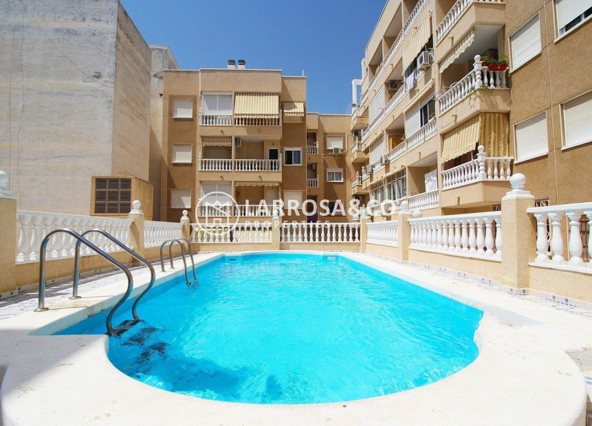 Reventa - Apartamento - Torrevieja - Playa del cura