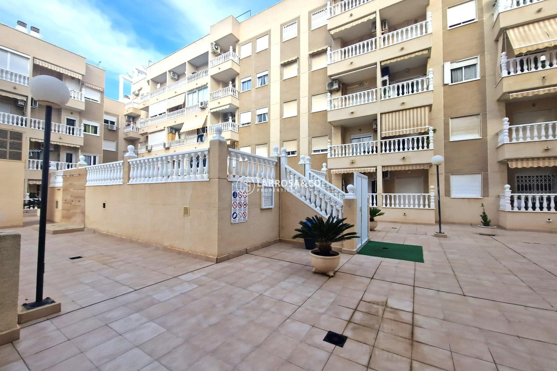 Reventa - Apartamento - Torrevieja - Playa del cura