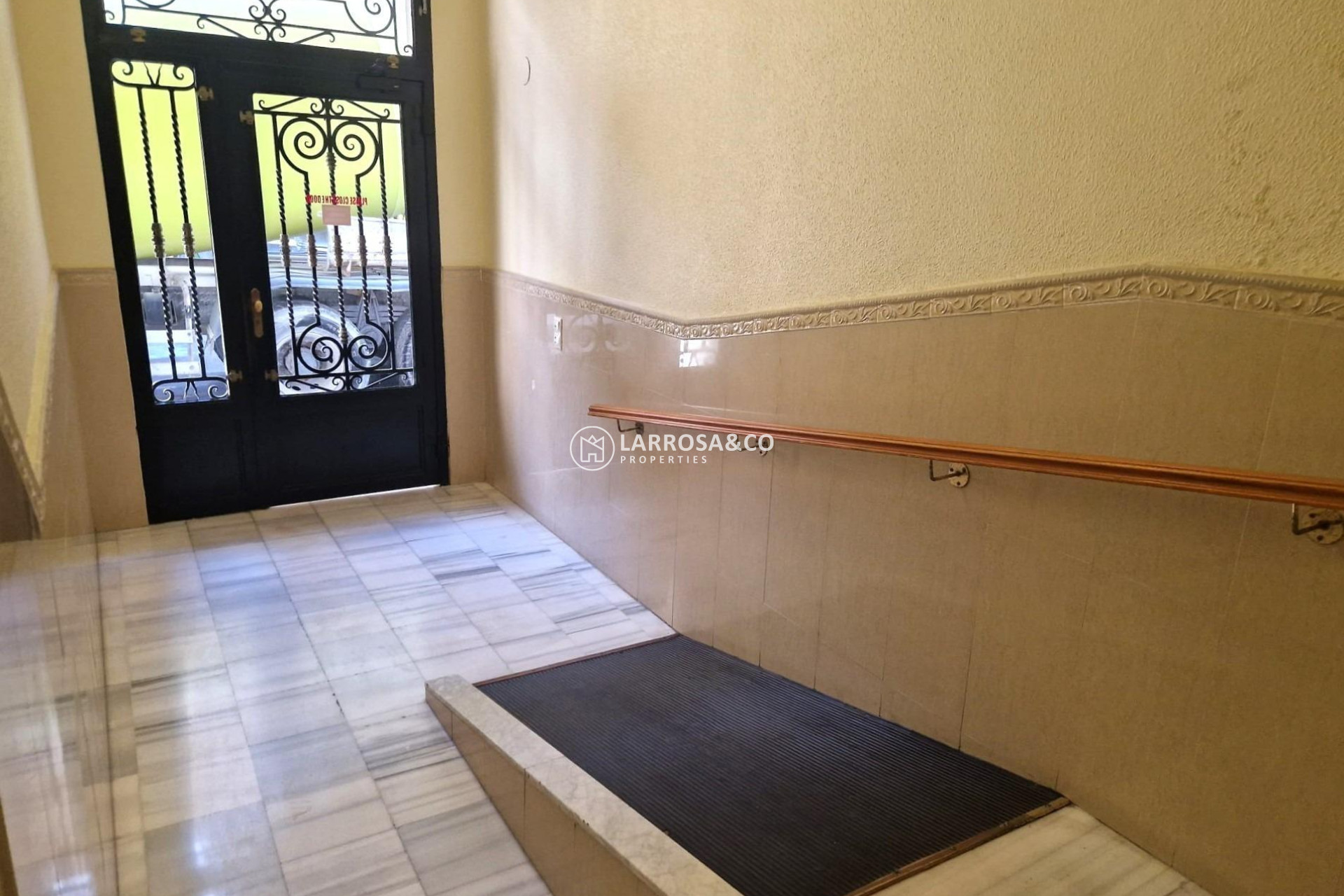 Reventa - Apartamento - Torrevieja - Playa del cura