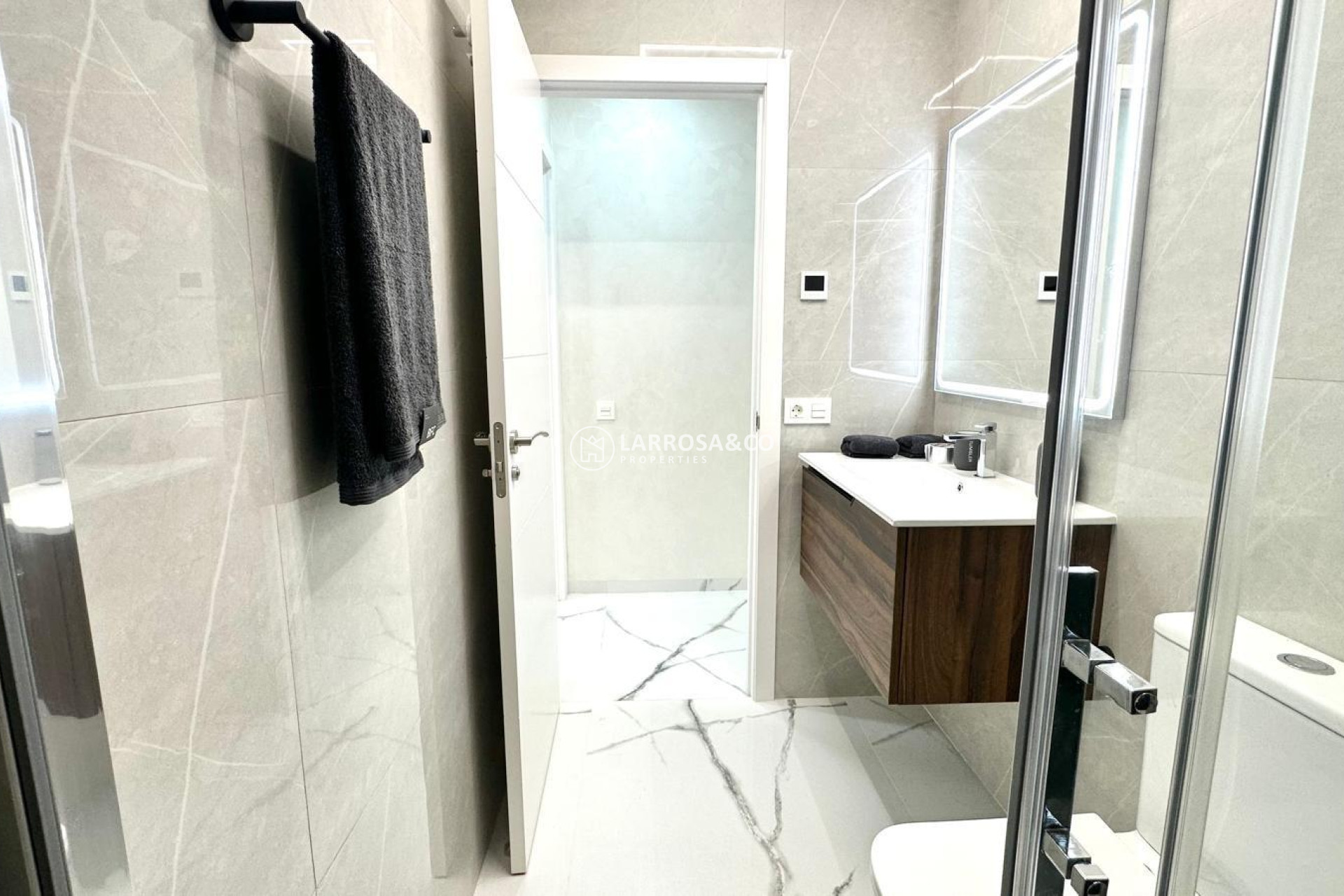 Reventa - Apartamento - Torrevieja - Playa del cura