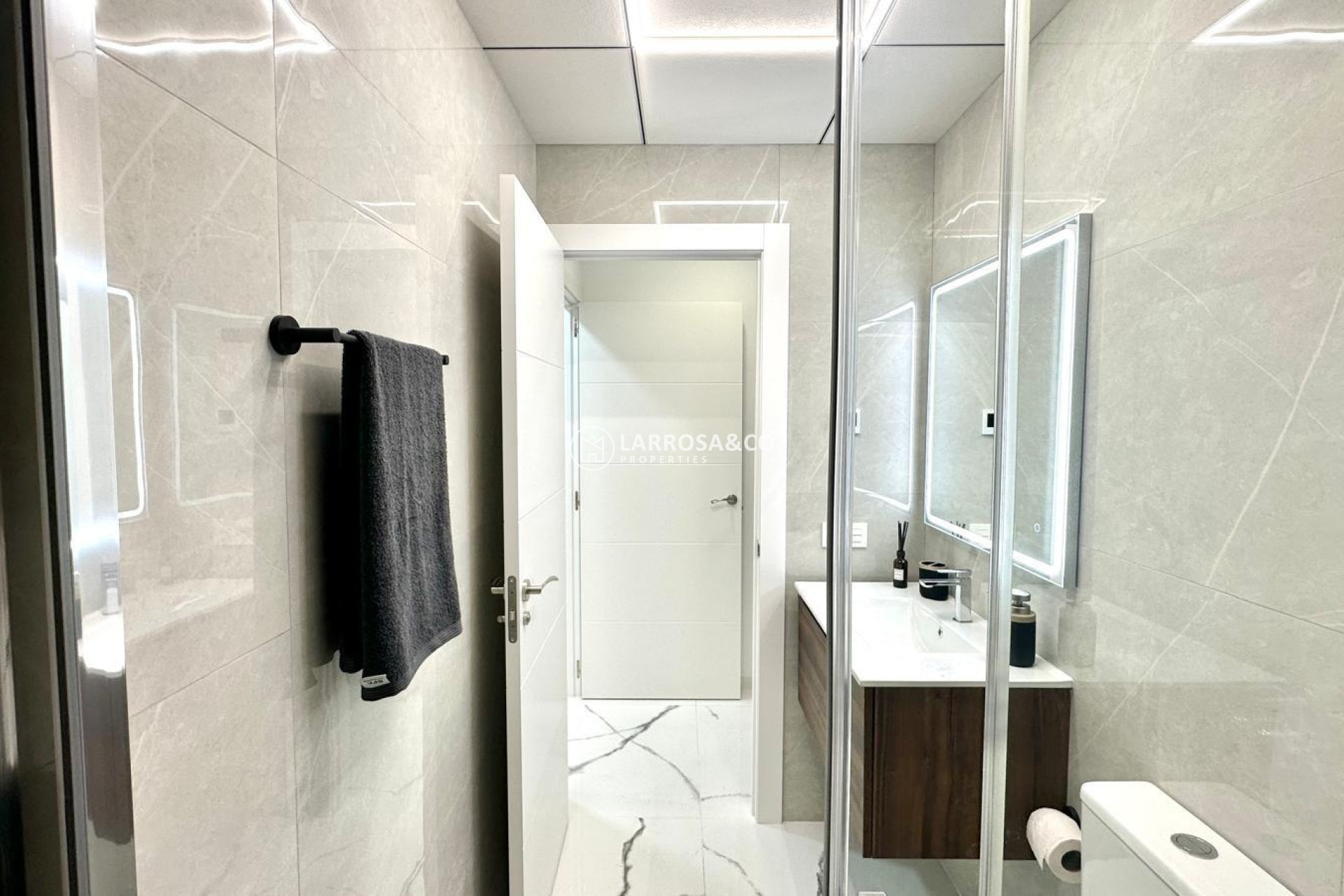 Reventa - Apartamento - Torrevieja - Playa del cura