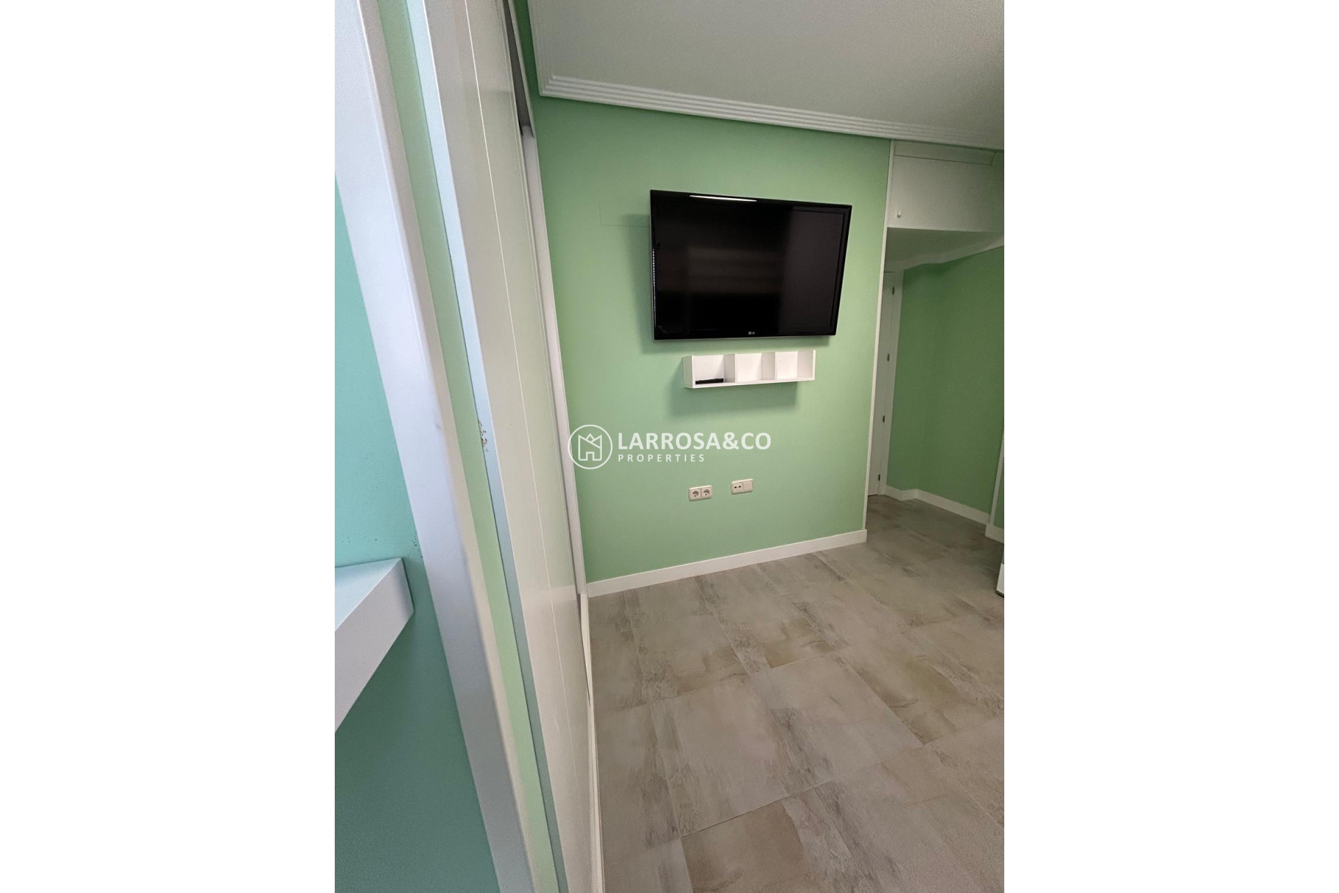 Reventa - Apartamento - Torrevieja - Playa del cura