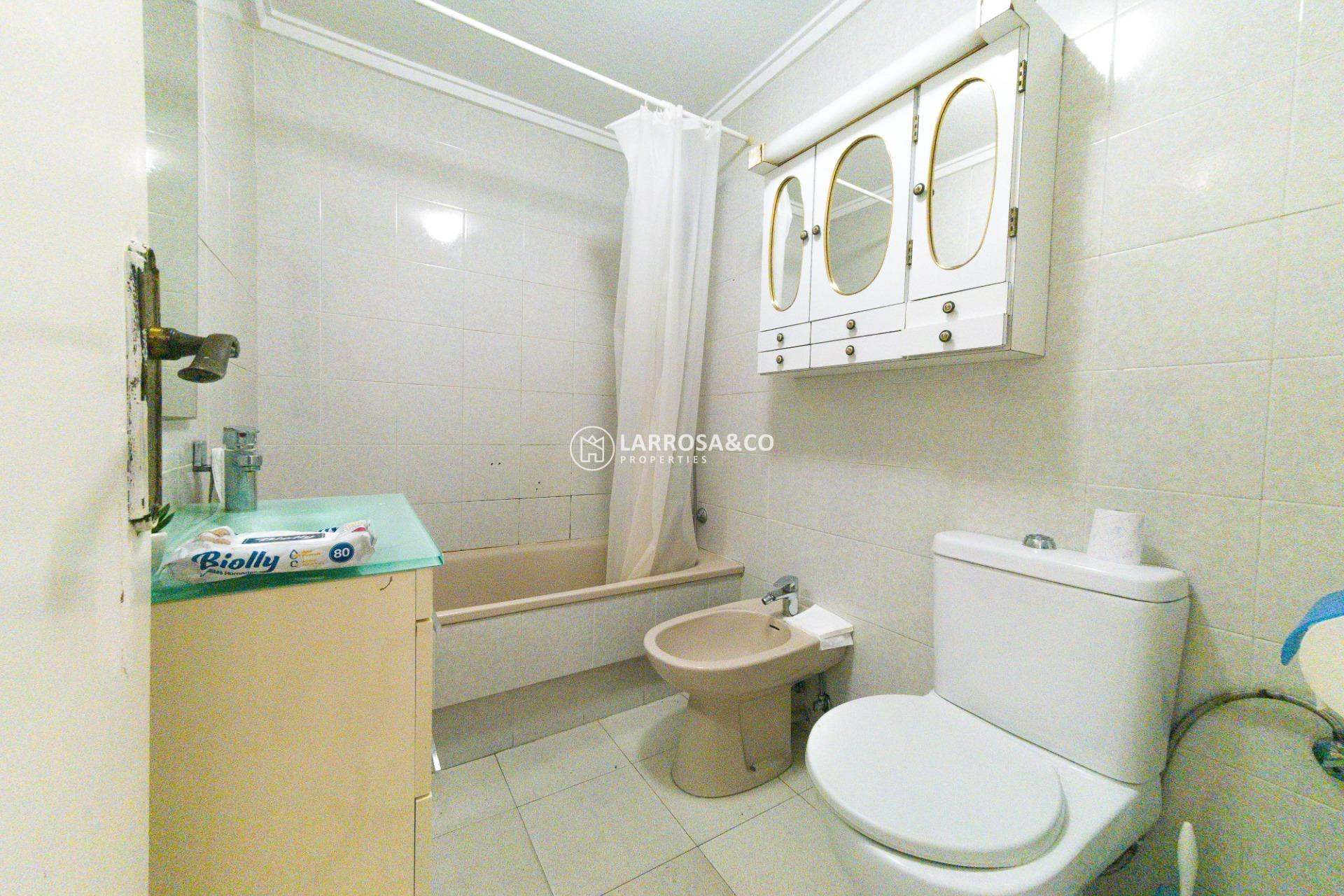 Reventa - Apartamento - Torrevieja - Playa del cura