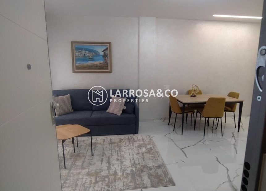 Reventa - Apartamento - Torrevieja - Playa del cura
