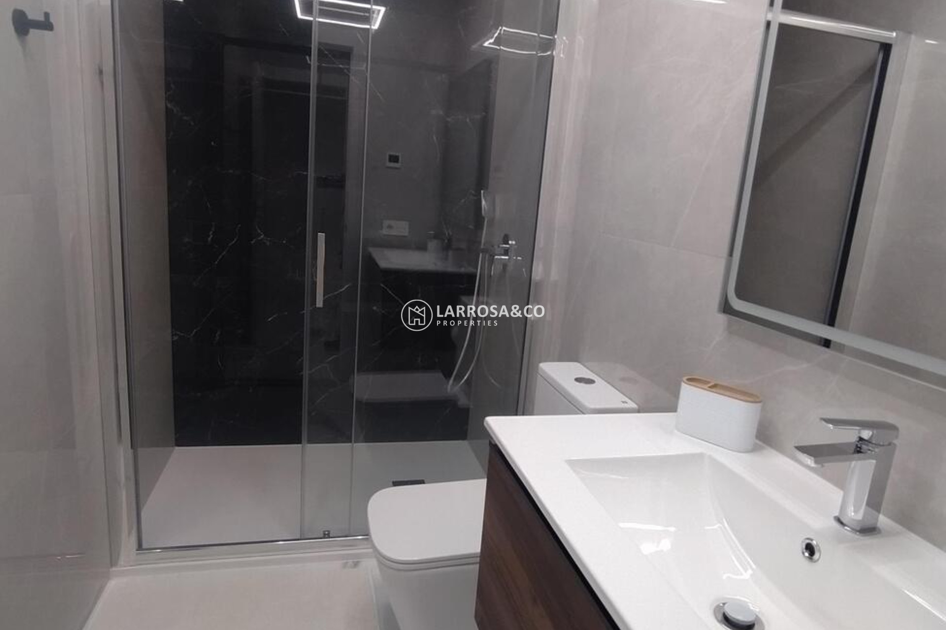 Reventa - Apartamento - Torrevieja - Playa del cura