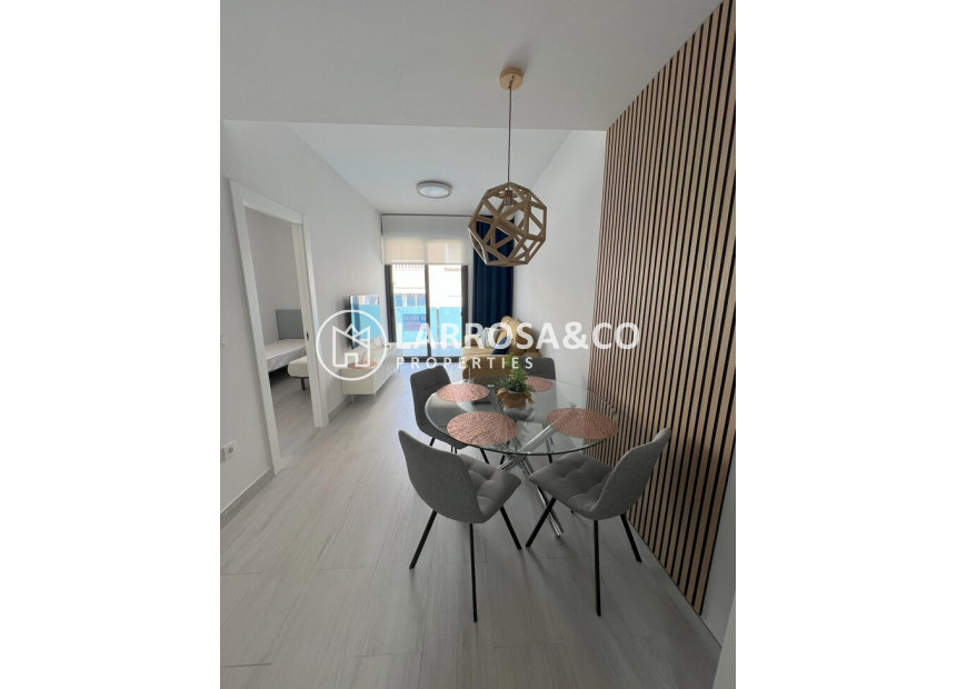 Reventa - Apartamento - Torrevieja - Playa del cura