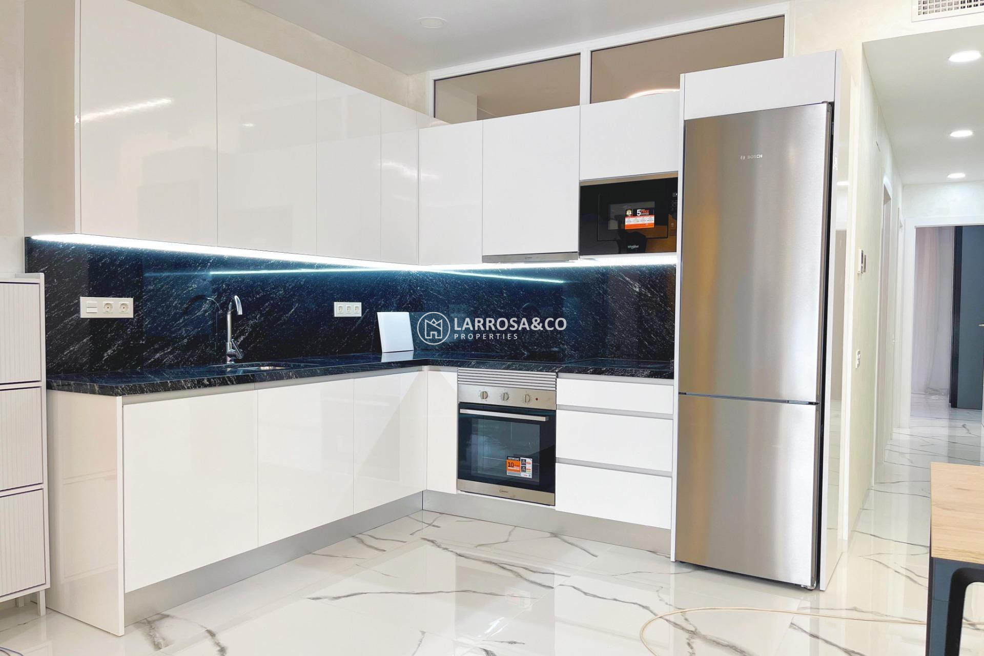 Reventa - Apartamento - Torrevieja - Playa del cura