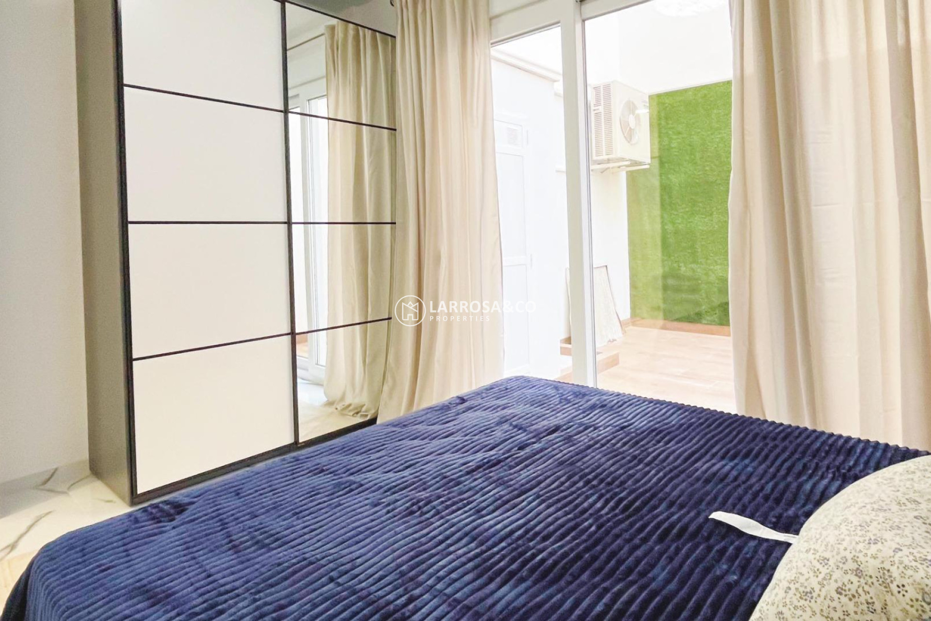 Reventa - Apartamento - Torrevieja - Playa del cura