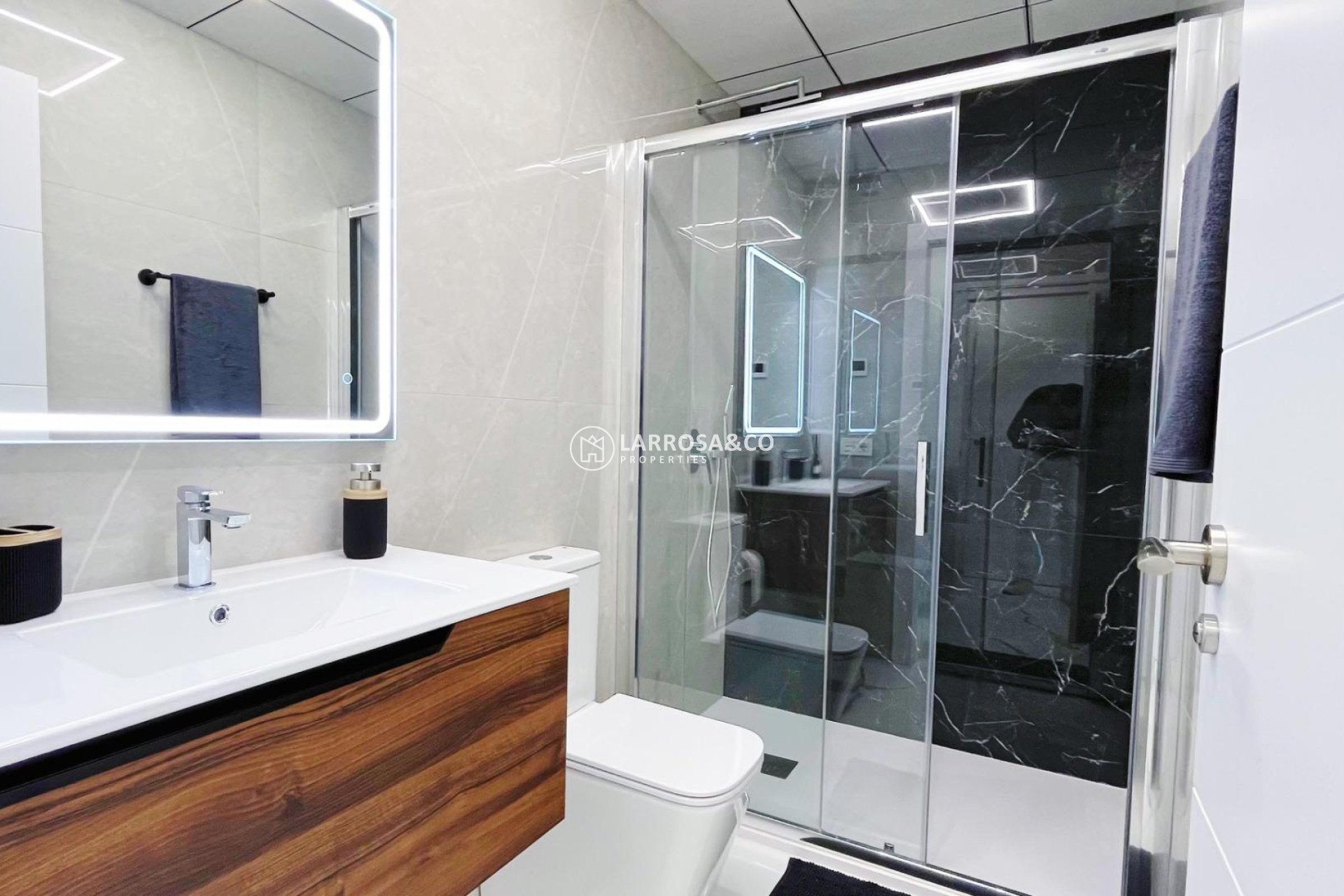 Reventa - Apartamento - Torrevieja - Playa del cura