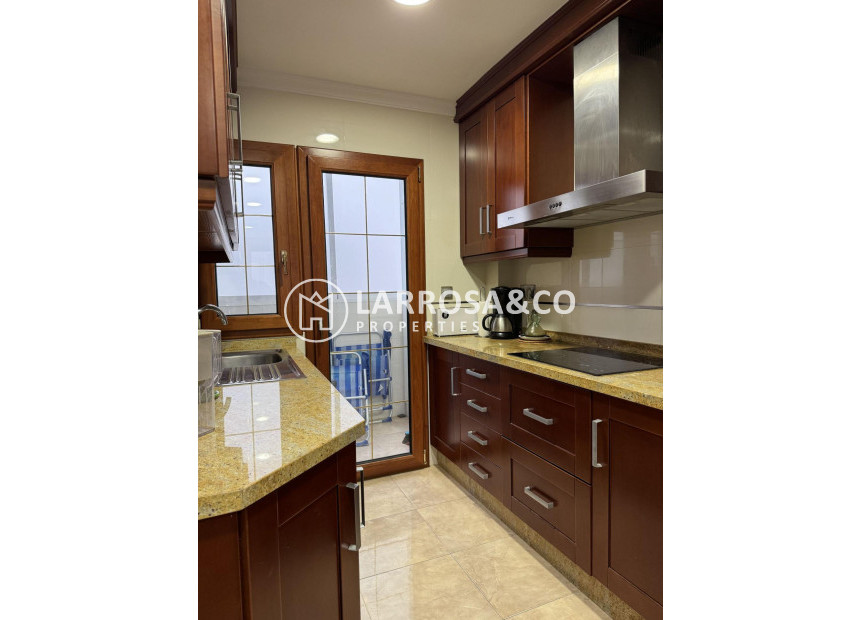 Reventa - Apartamento - Torrevieja - Playa del cura