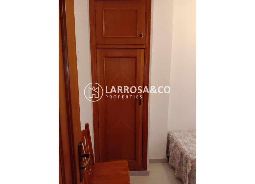 Reventa - Apartamento - Torrevieja - Playa del cura