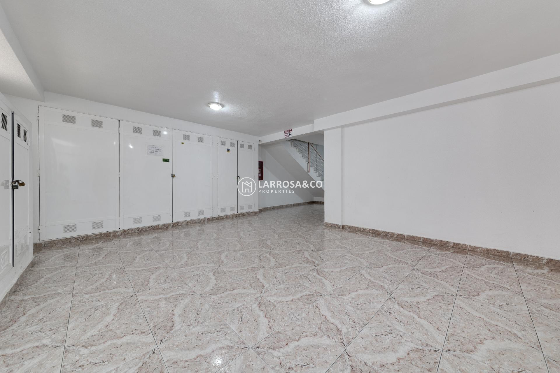 Reventa - Apartamento - Torrevieja - Playa Los Locos