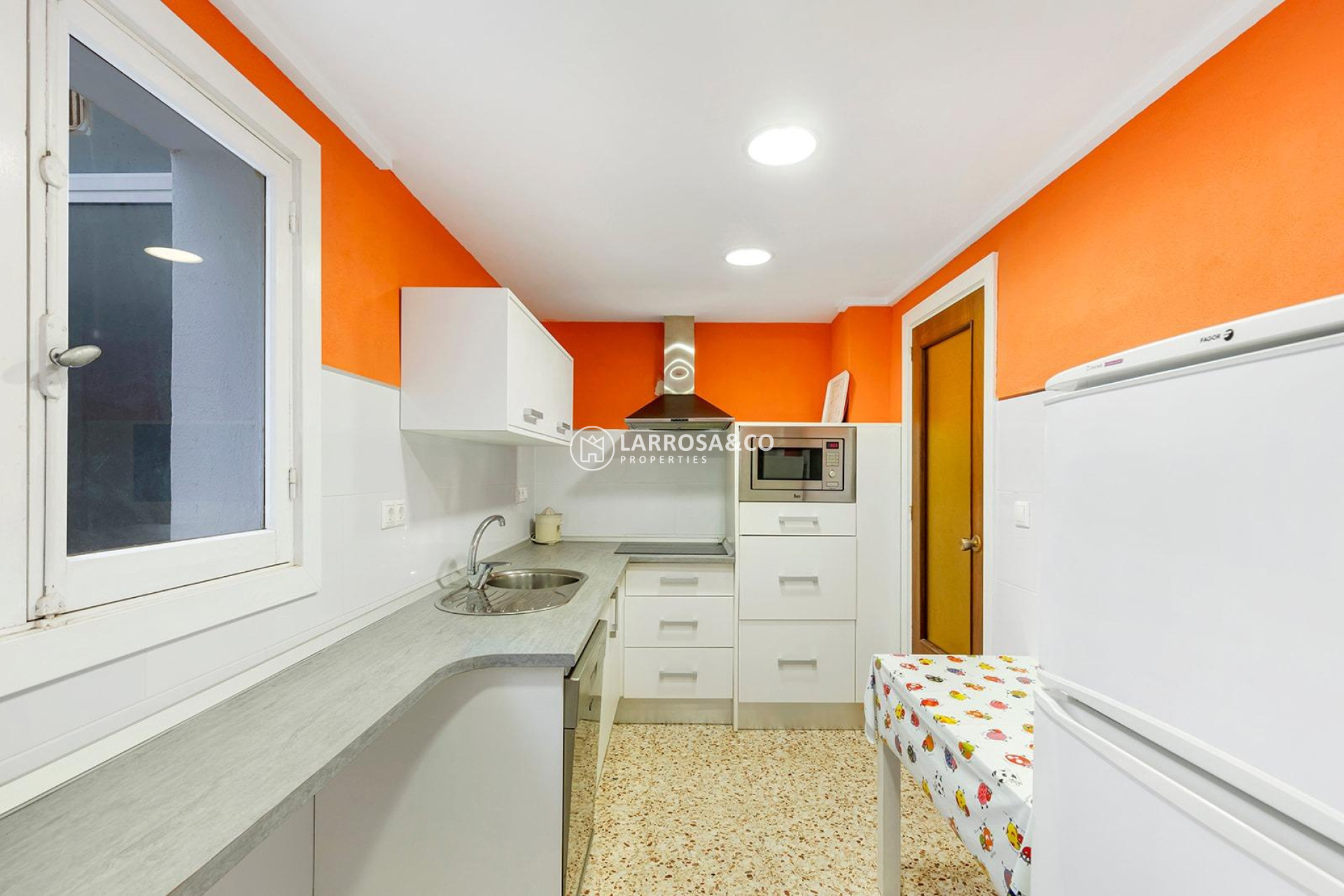 Reventa - Apartamento - Torrevieja - Playa Los Locos