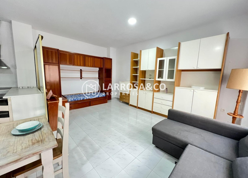 Reventa - Apartamento - Torrevieja - Playa Los Locos