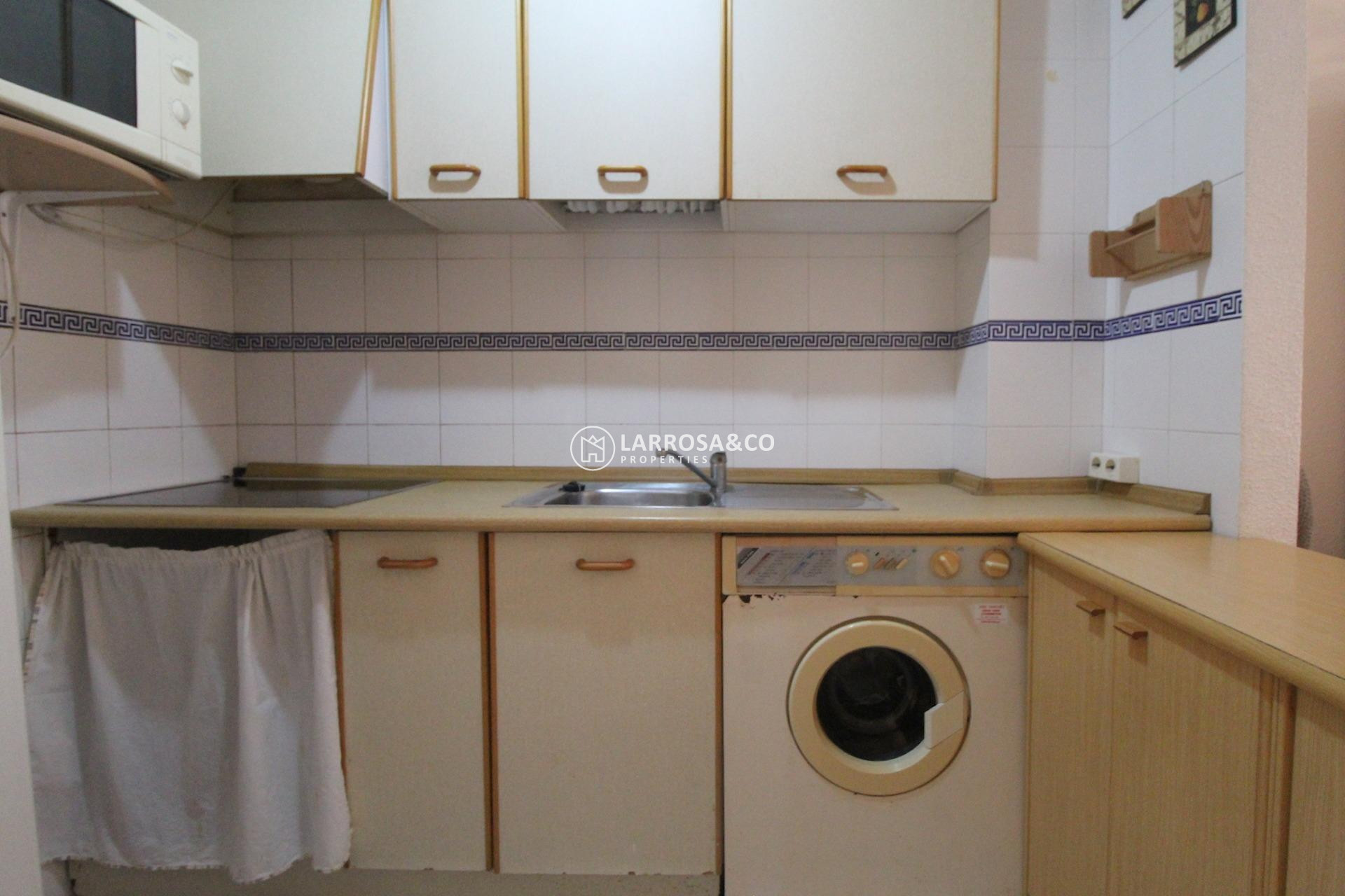 Reventa - Apartamento - Torrevieja - Playa Los Locos