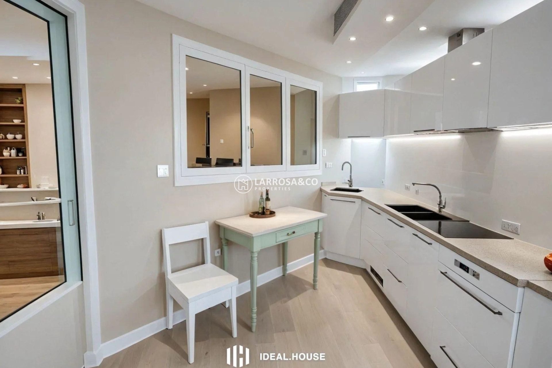 Reventa - Apartamento - Torrevieja - Playa Los Locos