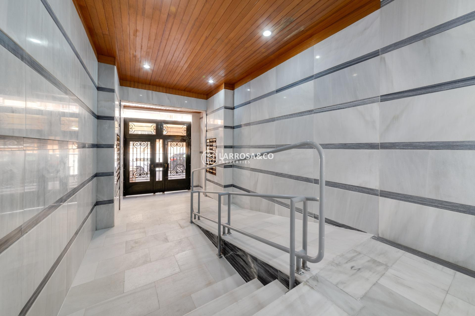 Reventa - Apartamento - Torrevieja - Playa Los Locos