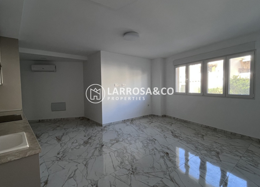 Reventa - Apartamento - Torrevieja - PLAYA LOS LOCOS
