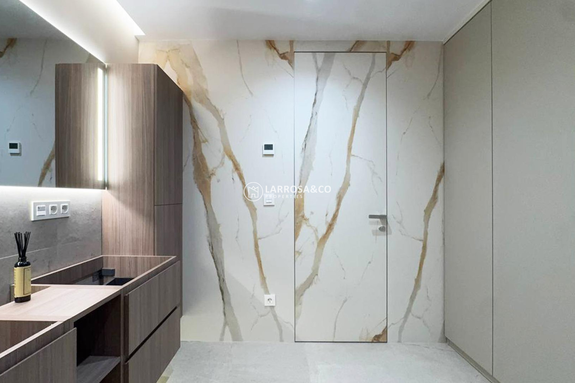 Reventa - Apartamento - Torrevieja - Playa Los Locos