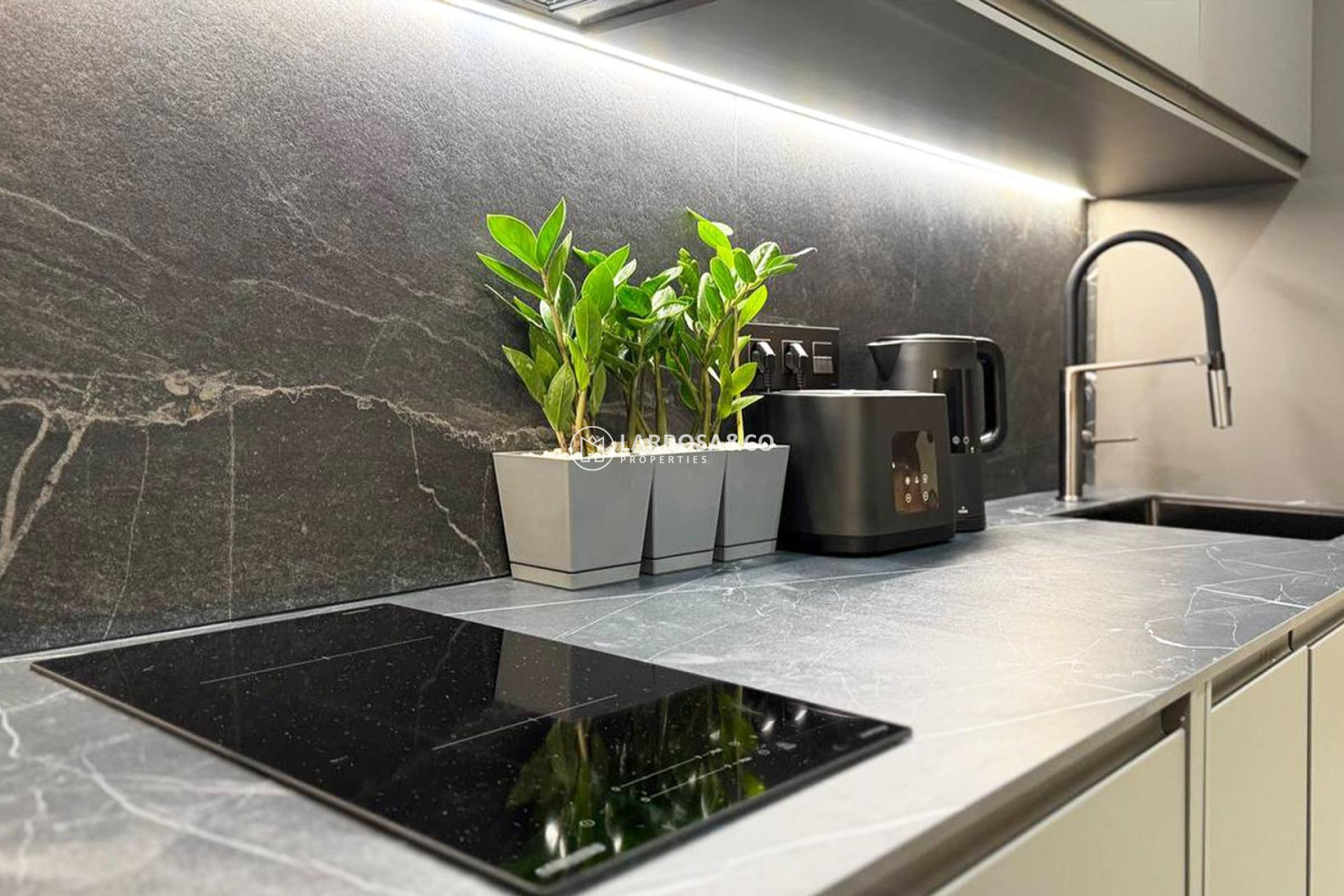 Reventa - Apartamento - Torrevieja - Playa Los Locos