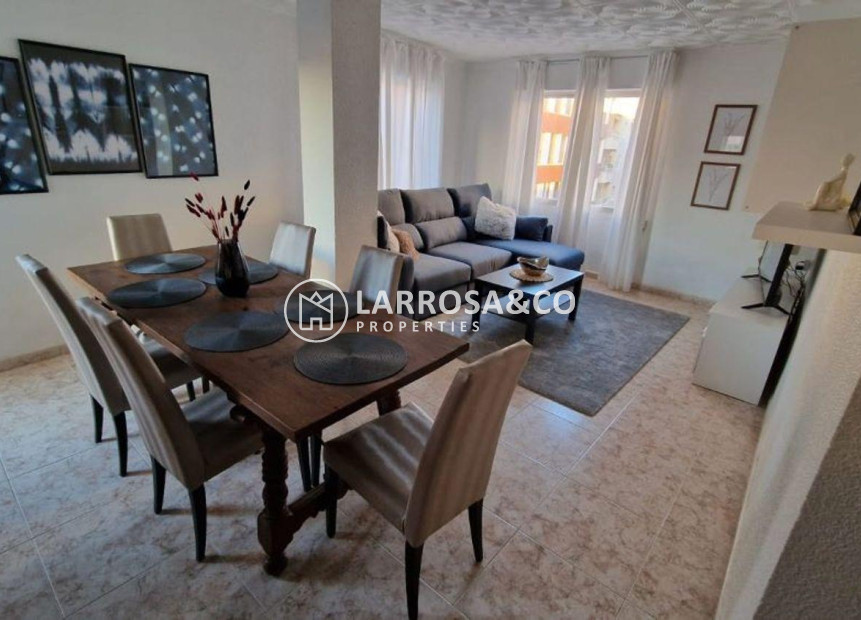 Reventa - Apartamento - Torrevieja - Playa Los Locos