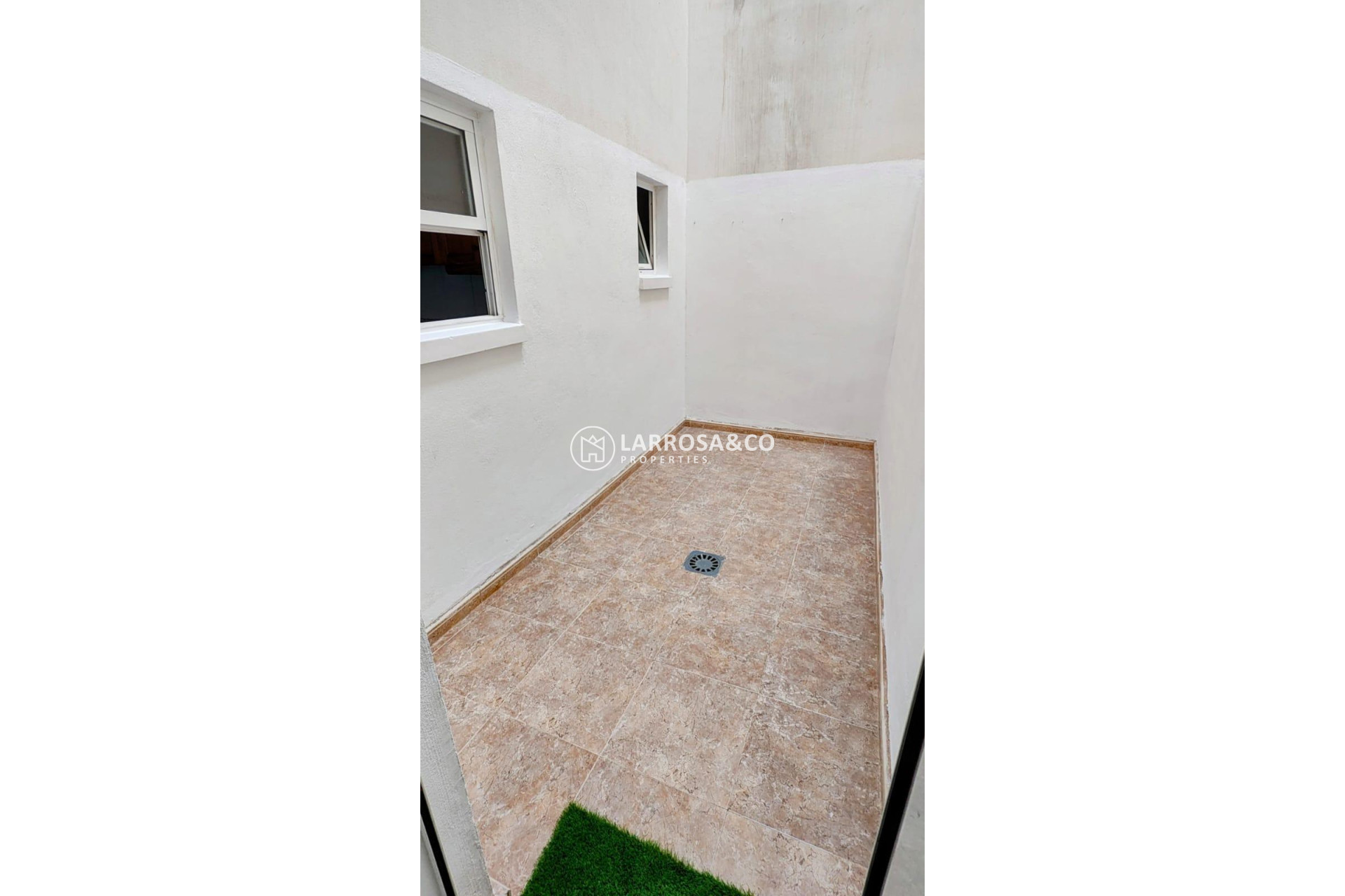Reventa - Apartamento - Torrevieja - Playa Los Locos