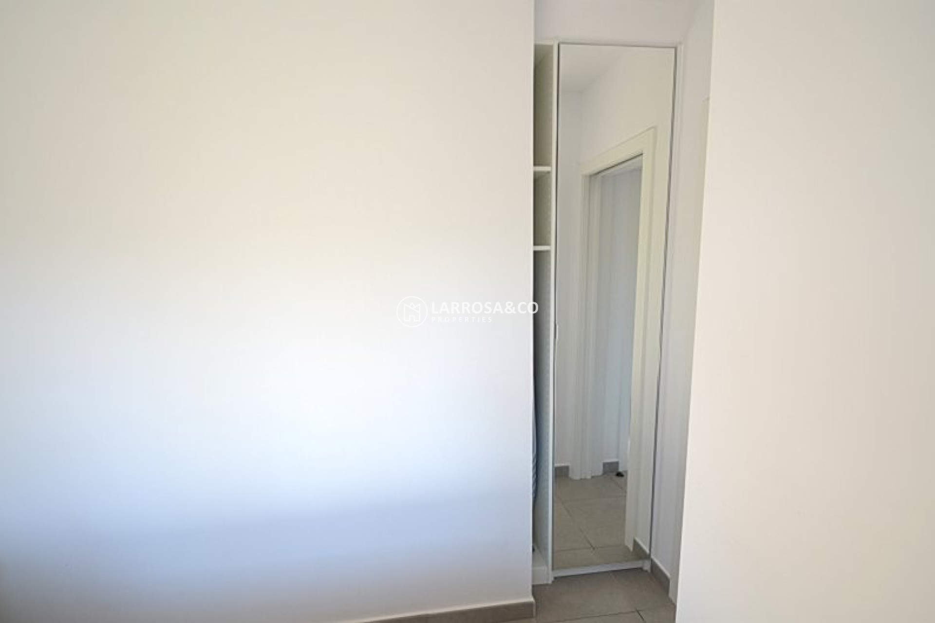 Reventa - Apartamento - Villamartín - Costa Blanca