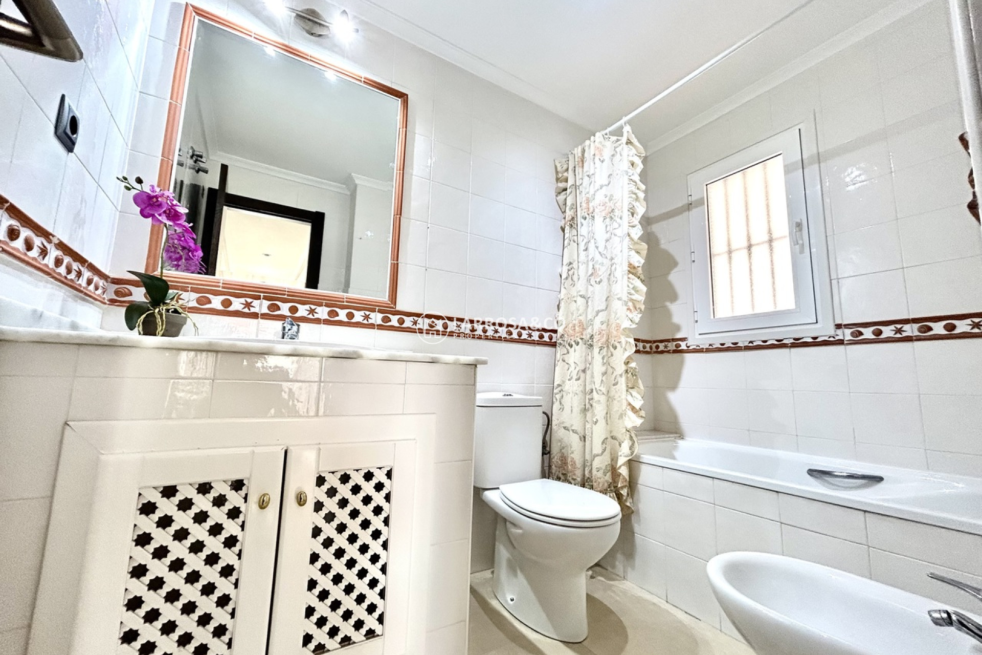 Reventa - Apartamento - Villamartín - Costa Blanca