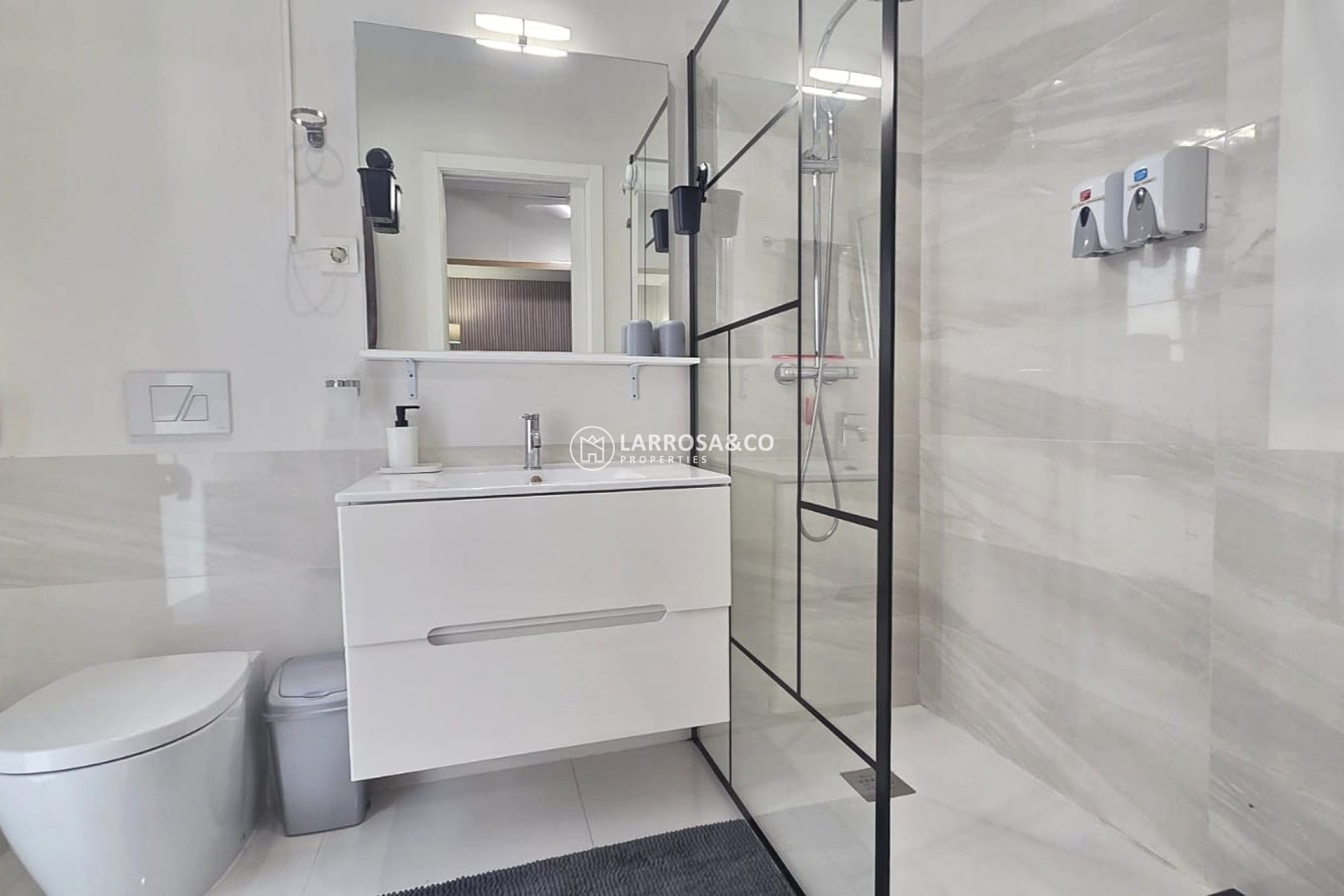 Reventa - Apartamento - Villamartin - Costa Blanca