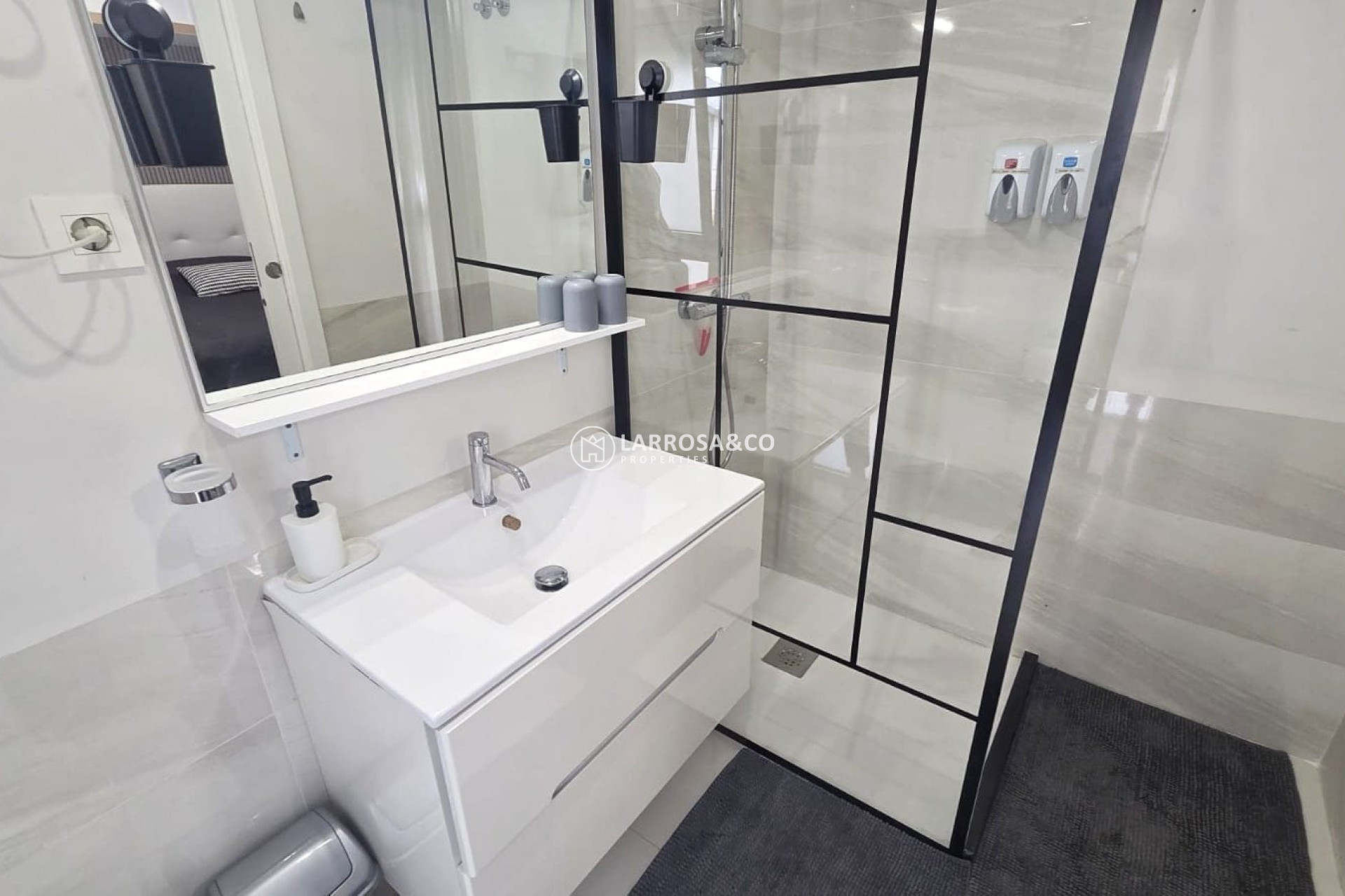 Reventa - Apartamento - Villamartin - Costa Blanca