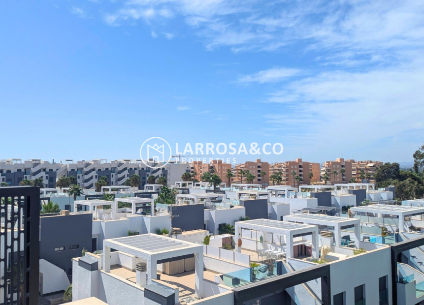 Reventa - Atico - Guardamar del Segura - Costa Blanca