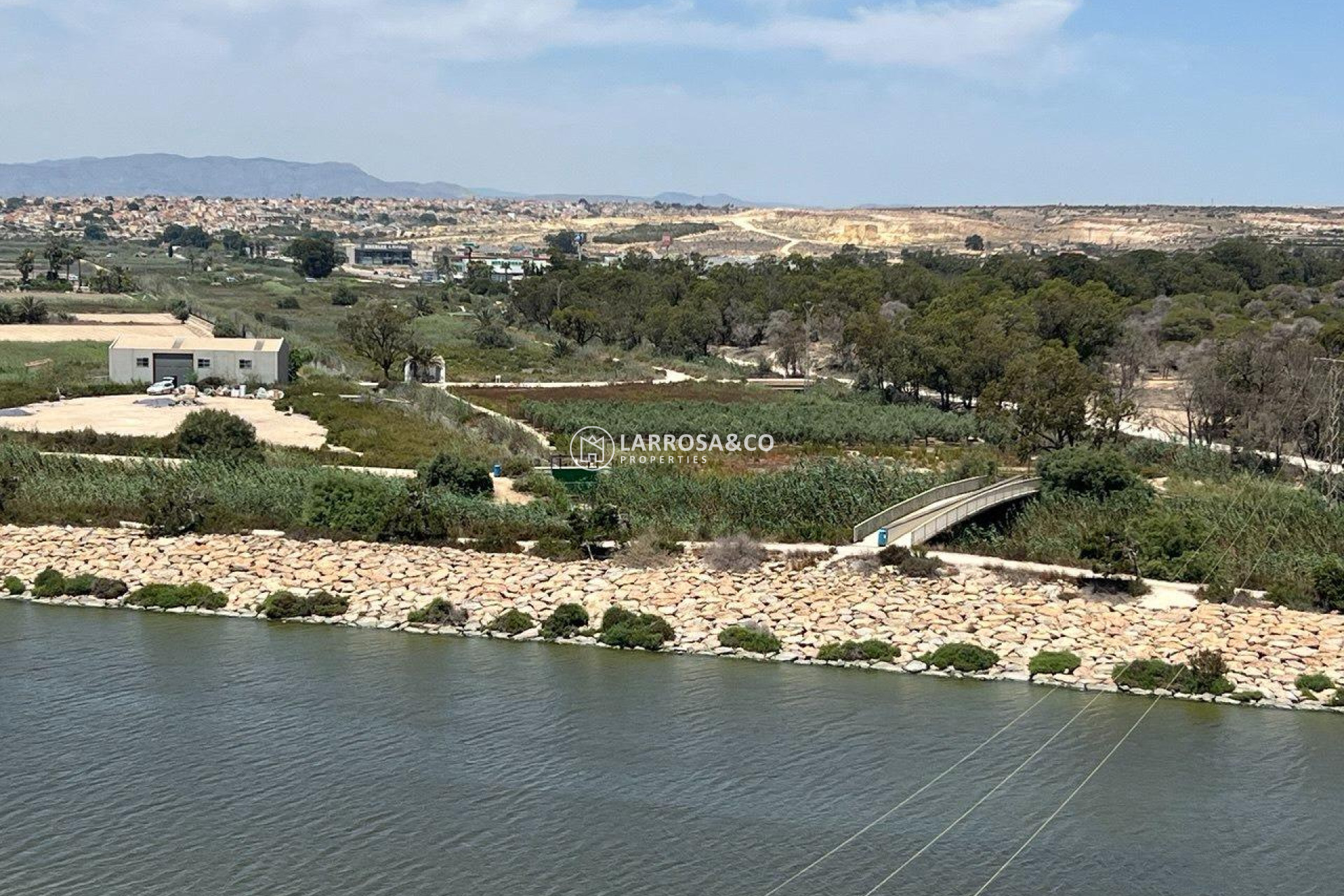 Reventa - Atico - Guardamar del Segura - puerto deportivo