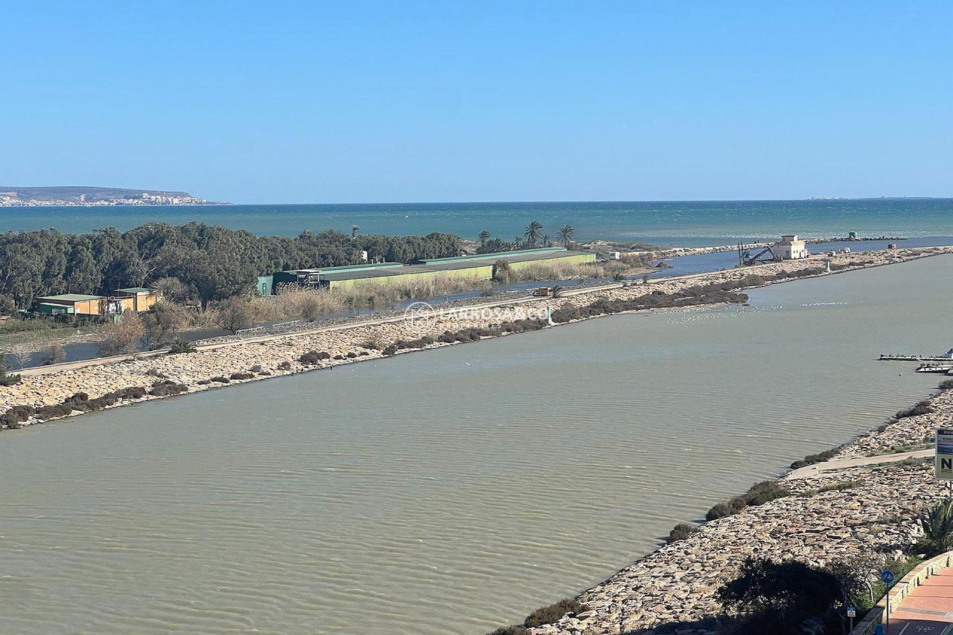Reventa - Atico - Guardamar del Segura - puerto deportivo