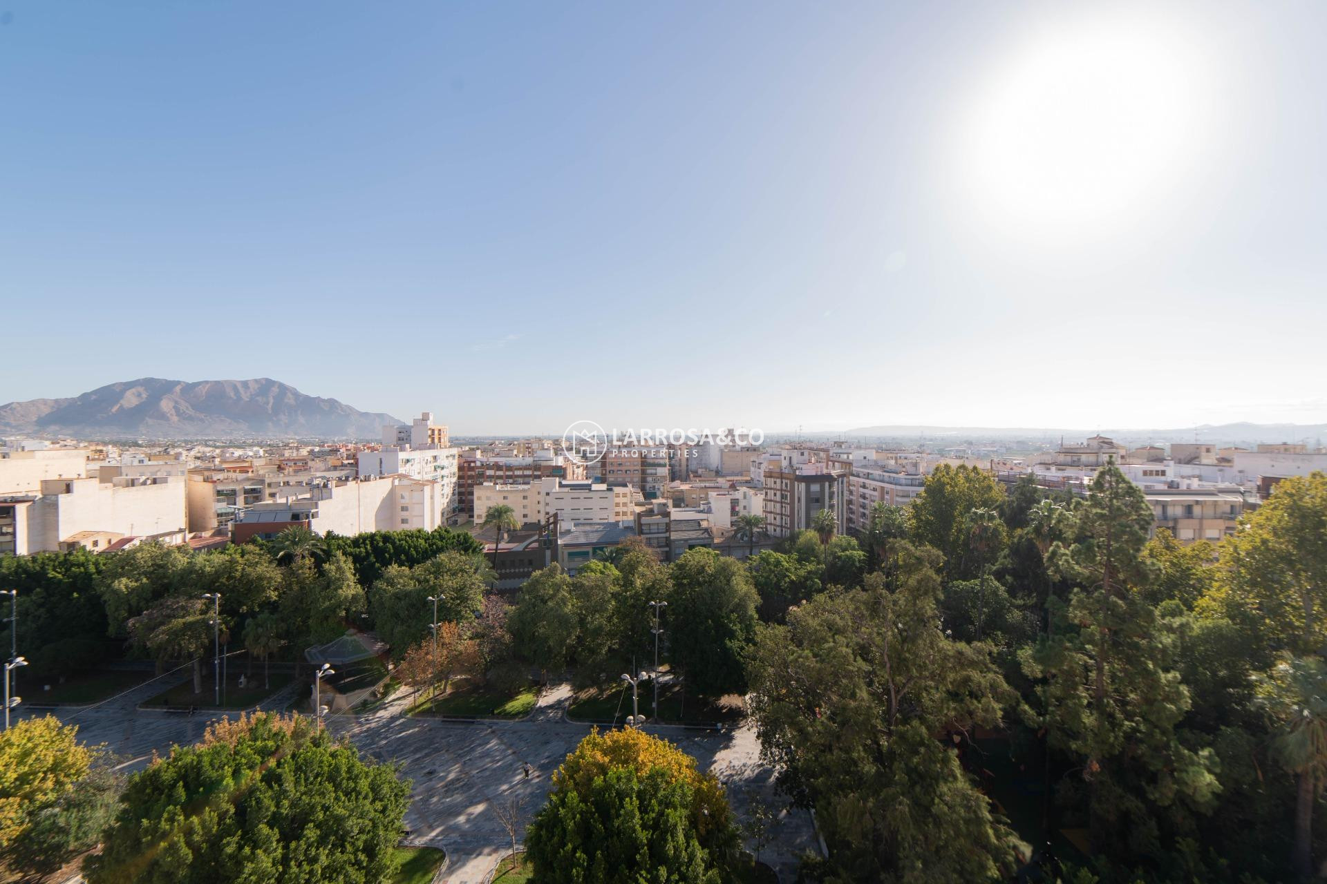 Reventa - Atico - Orihuela - Zona Centro