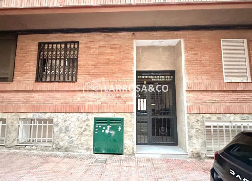 Reventa - Atico - Torrevieja - Centro