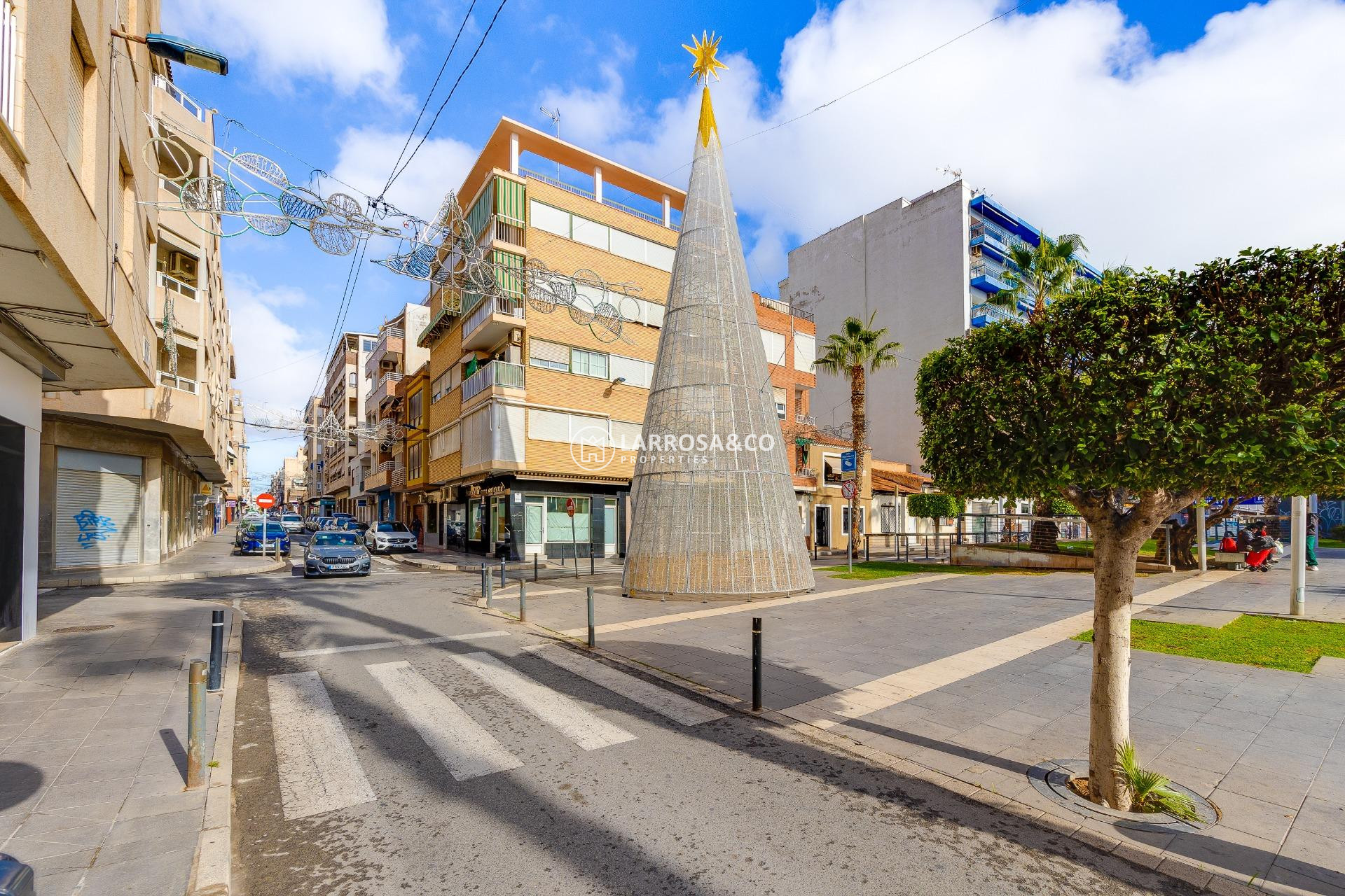 Reventa - Atico - Torrevieja - Paseo maritimo