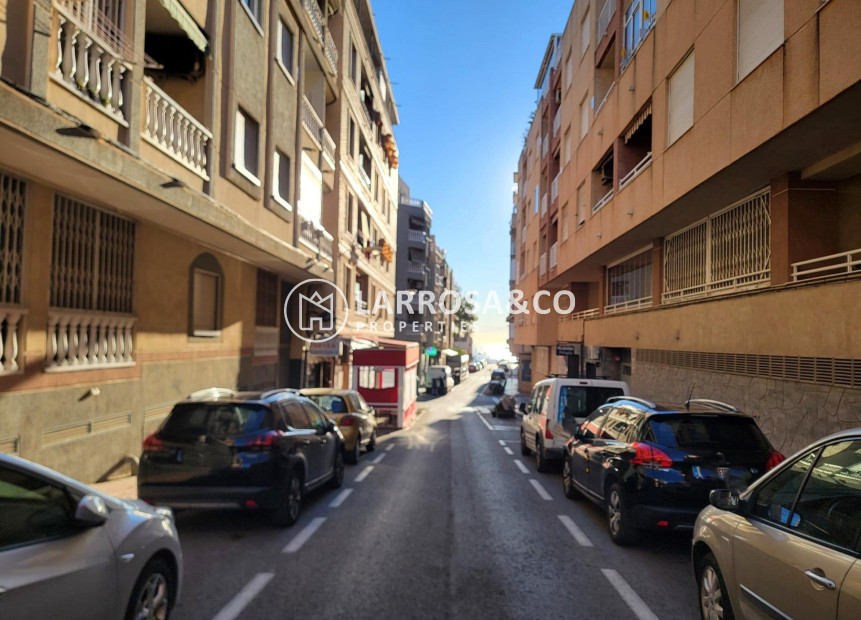 Reventa - Atico - Torrevieja - Playa Los Locos