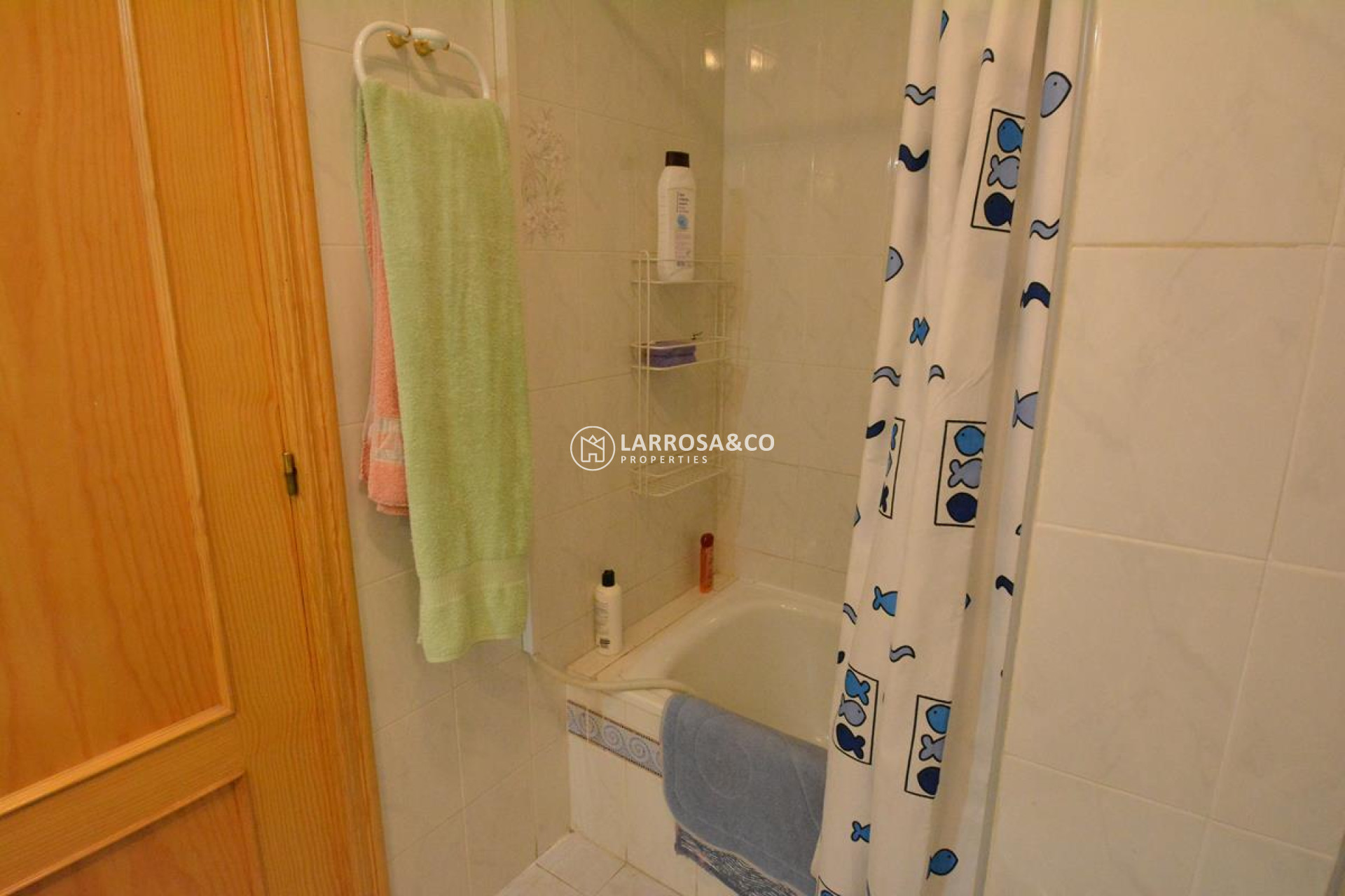 reventa-bungalow-guardamar-moncayo-bano-banera-rv2063