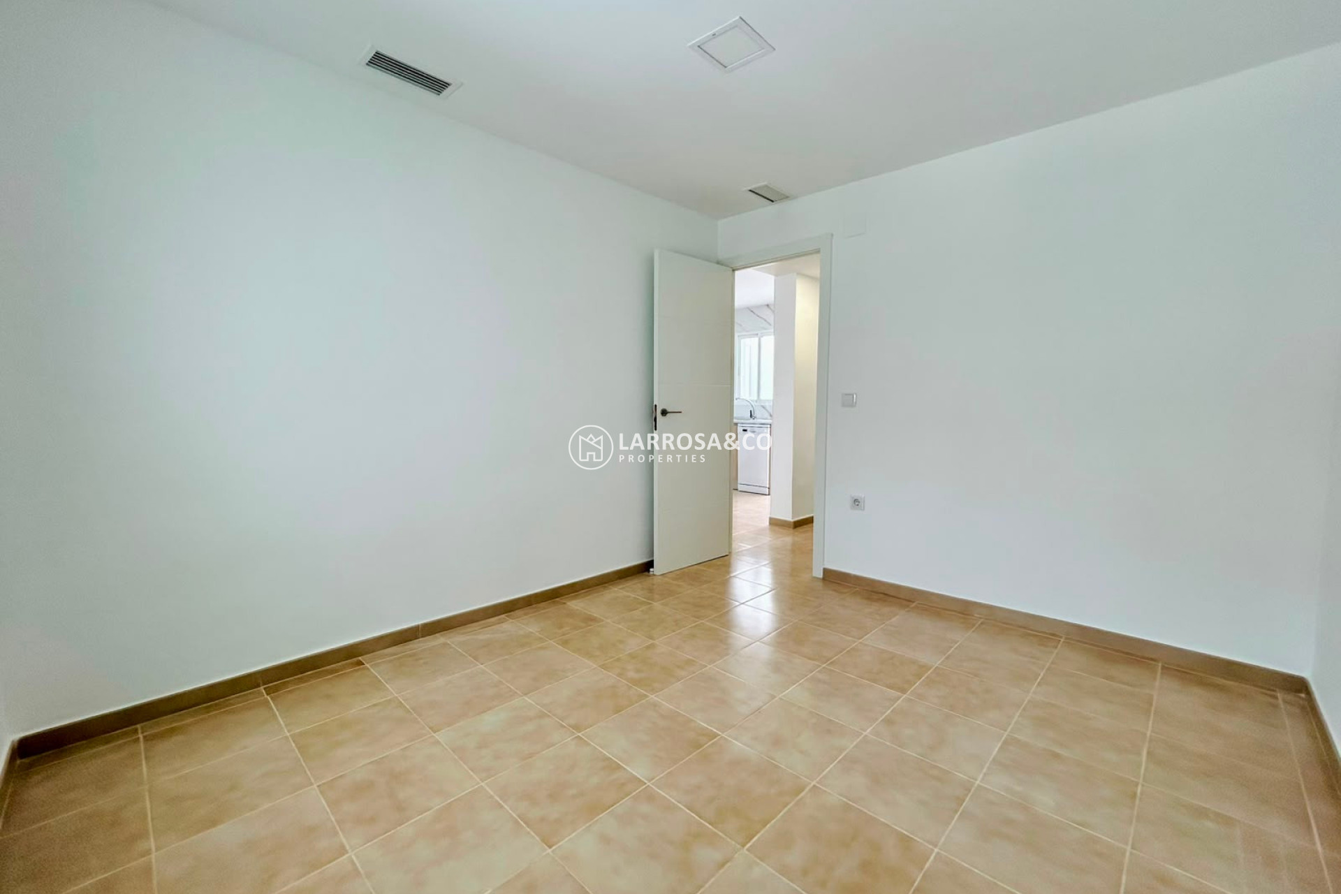 Reventa - Bungalow - La Siesta - Costa Blanca