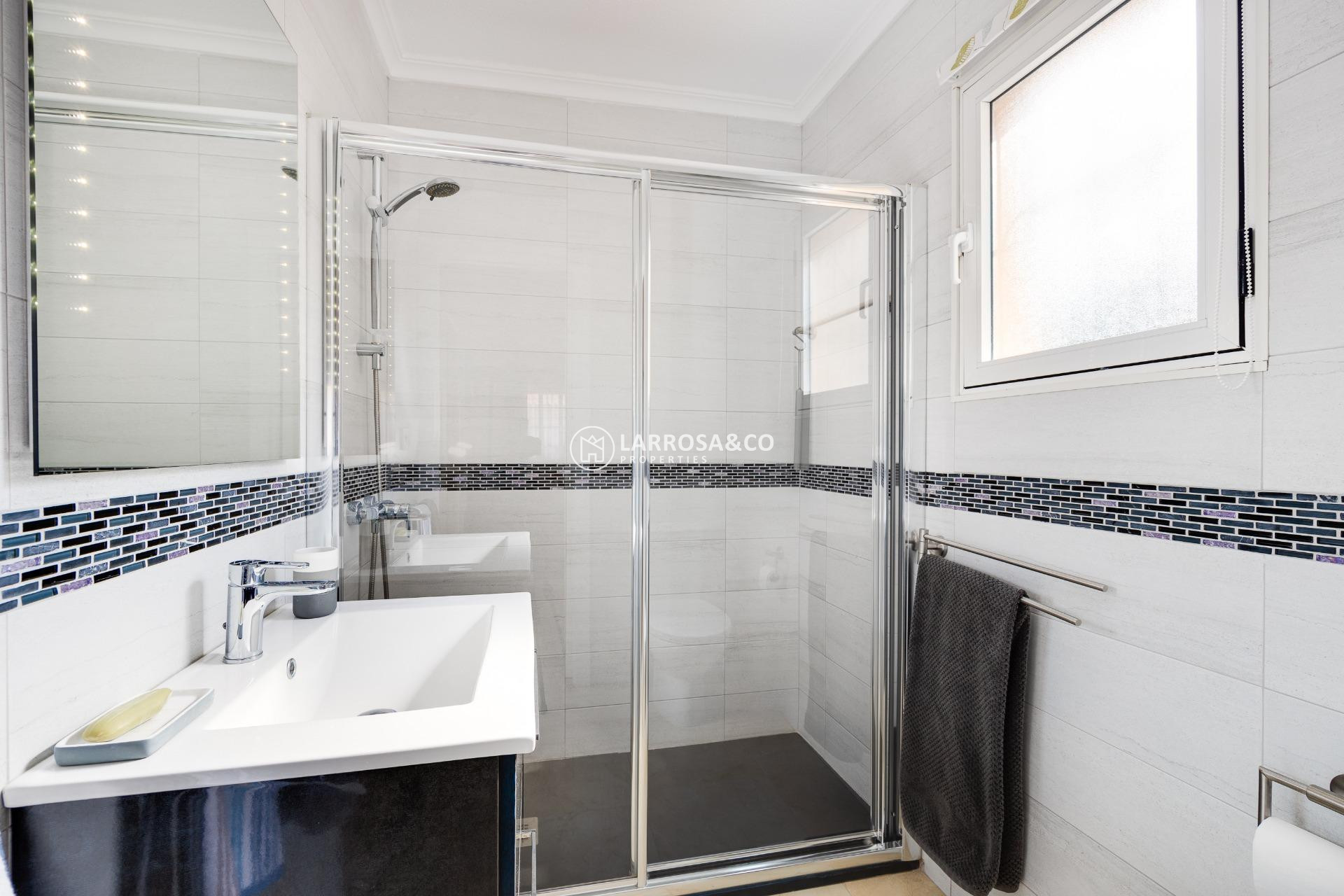 Reventa - Bungalow - Torrevieja - Aguas Nuevas