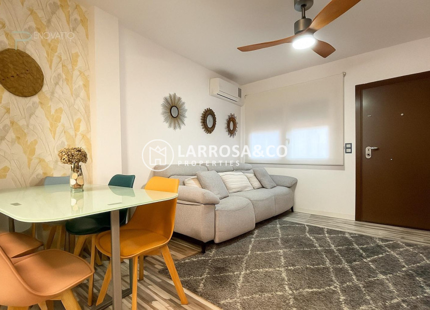 Reventa - Bungalow - Torrevieja - Aguas Nuevas
