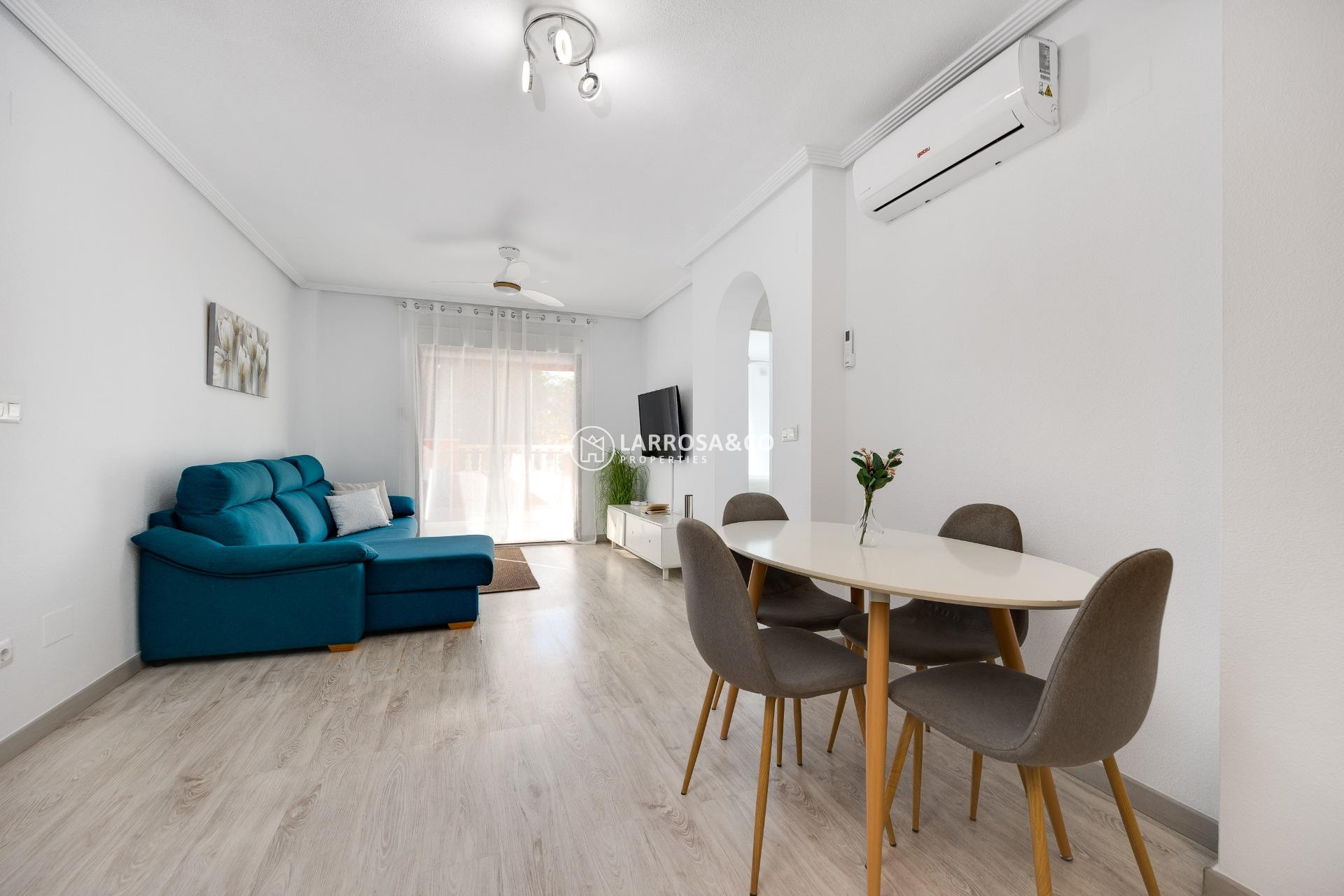 Reventa - Bungalow - Torrevieja - Aguas Nuevas