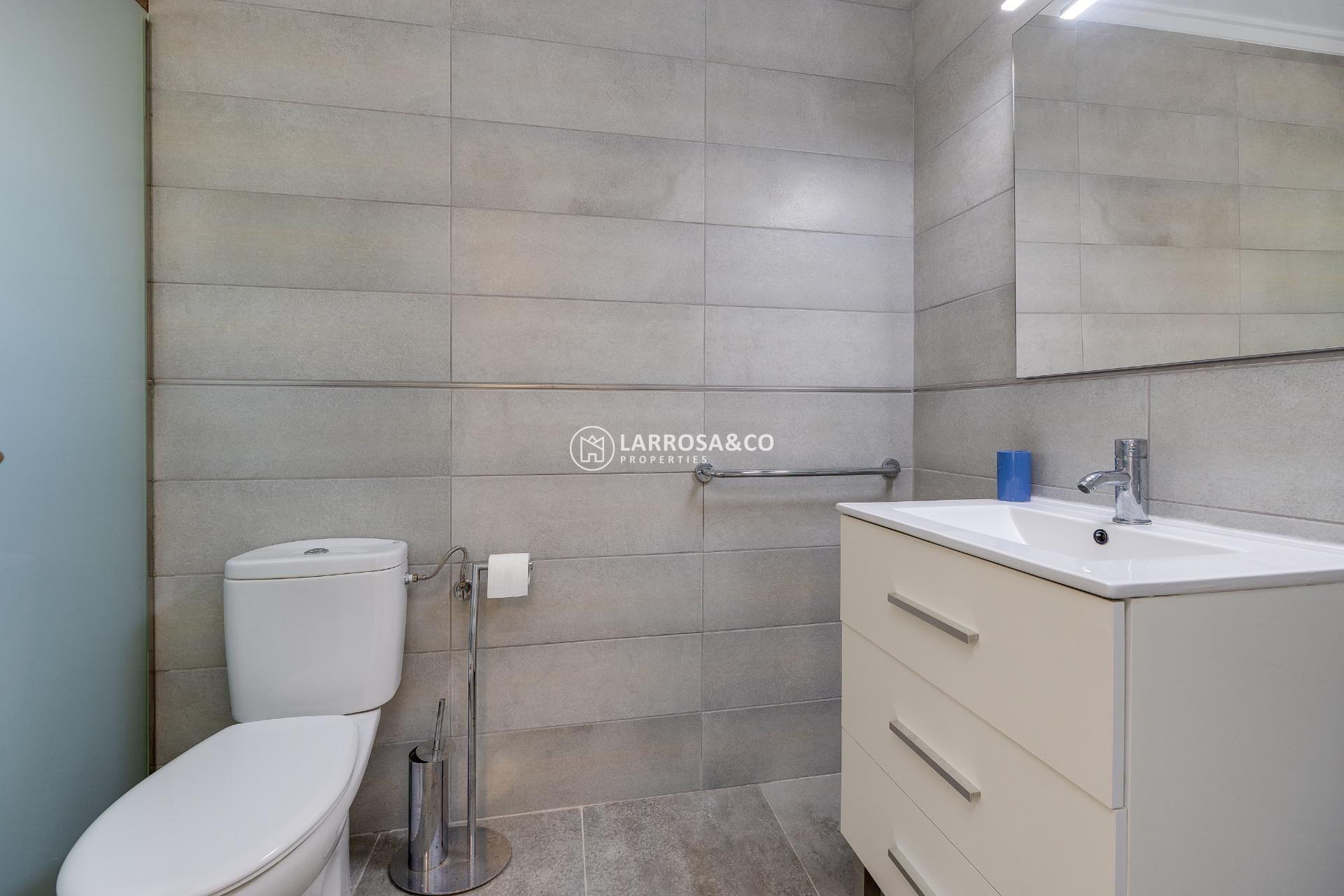 Reventa - Bungalow - Torrevieja - Mar azul