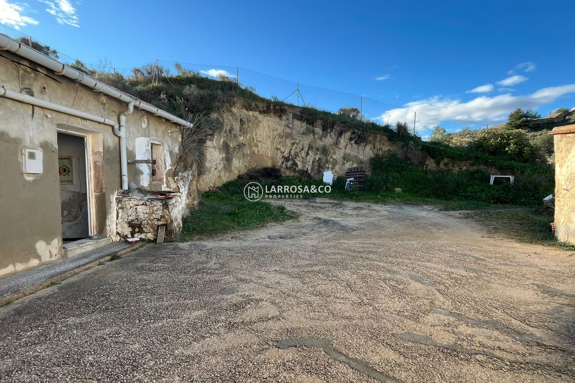 Reventa - Casa de campo - Ciudad Quesada - Centro