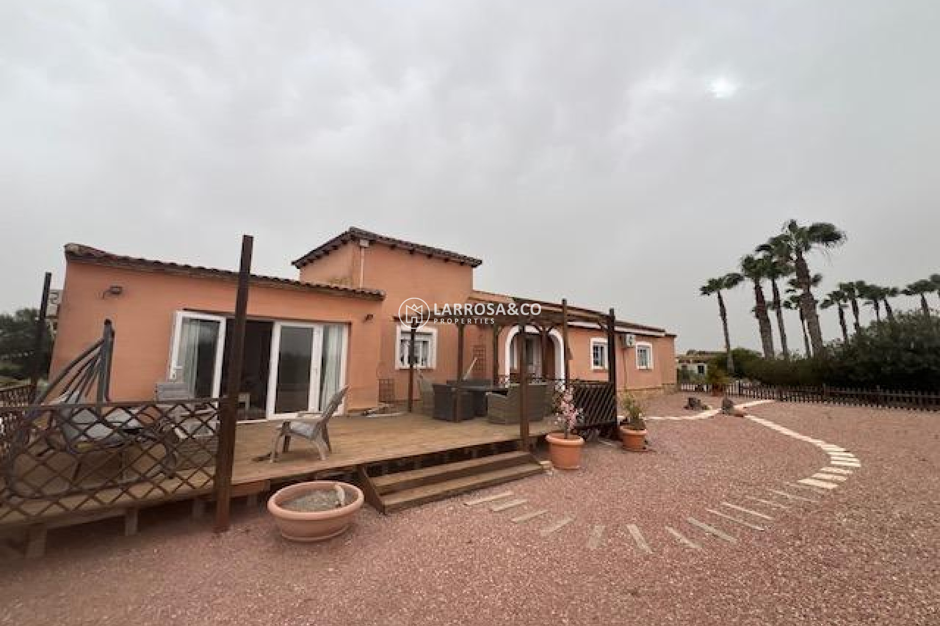 Reventa - Casa de campo - Dolores - Comunidad valenciana